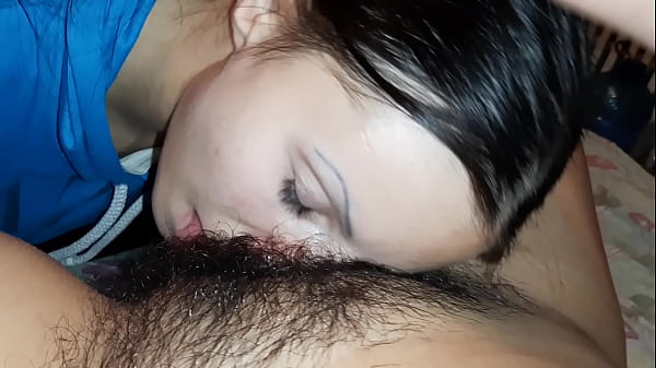 Hairy Pussy Orgasm: Watch Her Natural Bush Shake & Cum